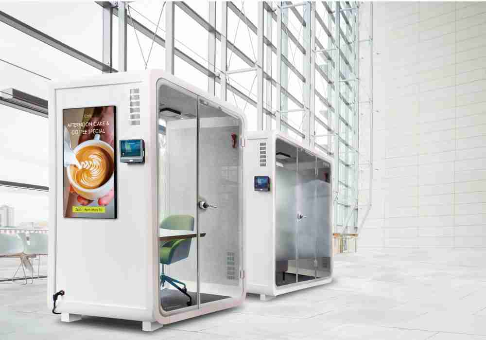 人生就是博子公司达擎之智慧行动办公舱，，，采用PDLC智能调光玻璃设计，，，，透过通电与断电的电流切换，，呈现透明与雾面效果，，，，具节能降耗特性并兼顾隐私，，，，确保信息安全